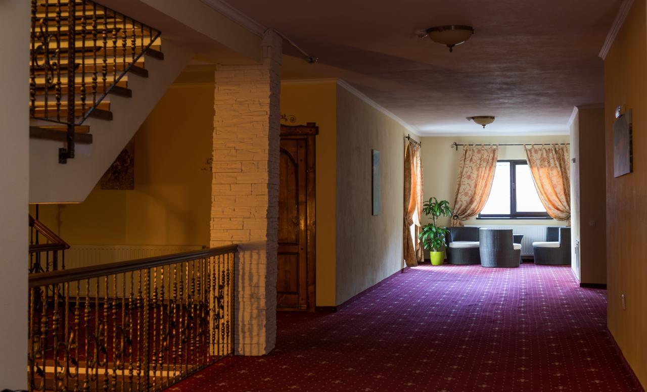 Complex Craiasa Muntilor Moieciu Hotell Moeciu De Sus Eksteriør bilde